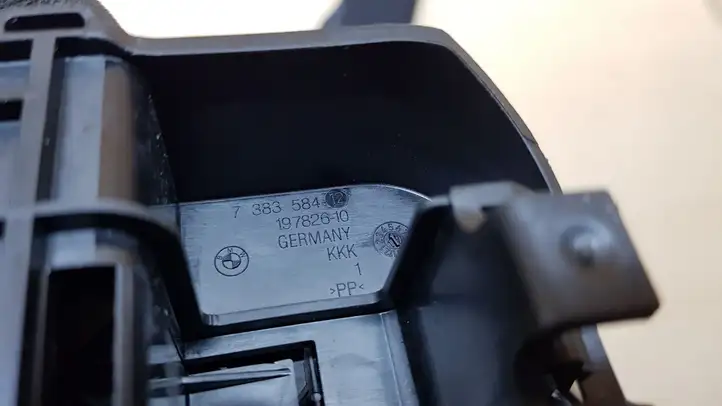 BMW 7 G11 G12 (2015 - 2022) 7371812 Верхняя обшивка у окна — фото 2