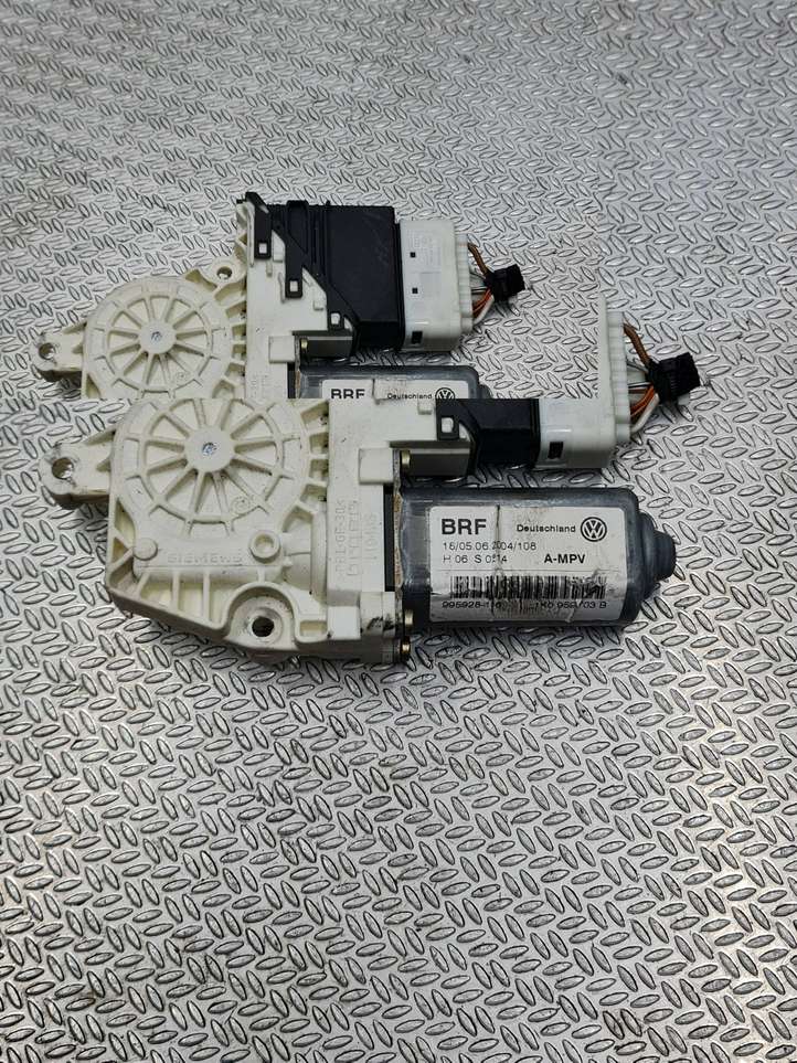 Volkswagen Touran I (2003 - 2010)  1K0959703B Механизм подъема окон задней двери