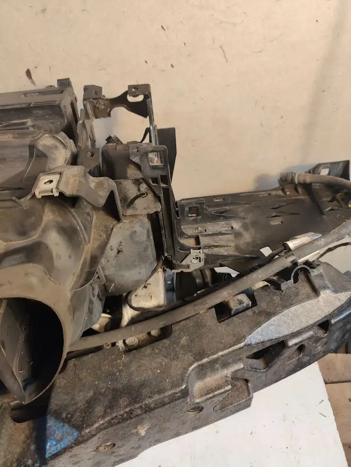 BMW 5 F10 F11 (2009 - 2016) 227931 Комплект передней части — фото 5
