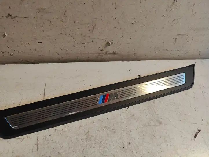 BMW 5 F10 F11 (2009 - 2016) 8050050 Внутренняя отделка переднего порога — фото 6