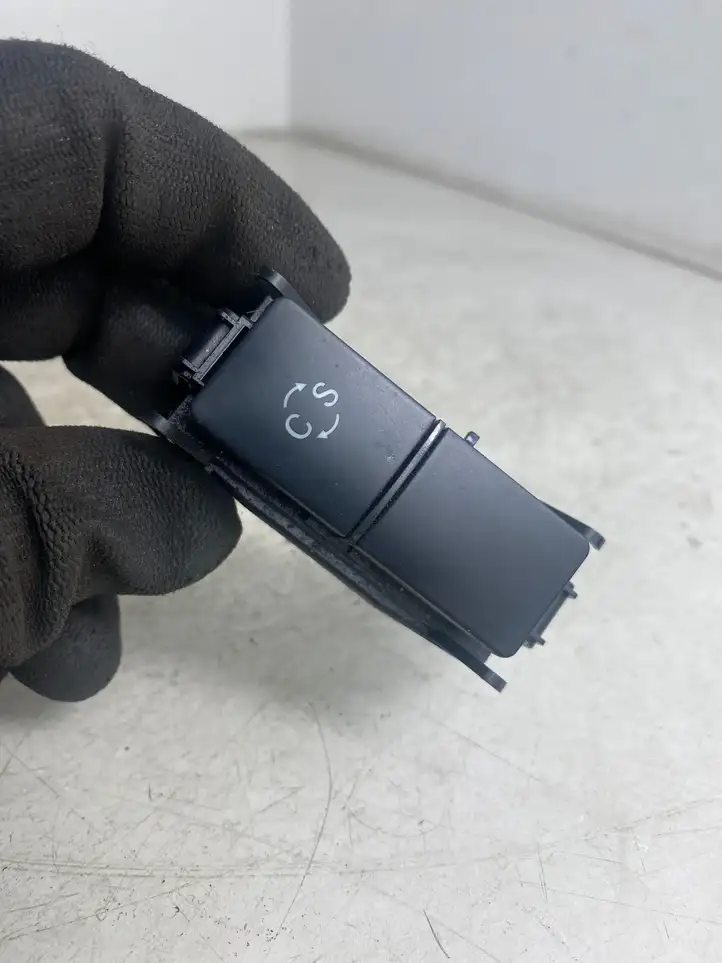 Mercedes-Benz E W212 (2009 - 2016) A2128206310 Другие включатели / ручки/ переключатели — фото 3