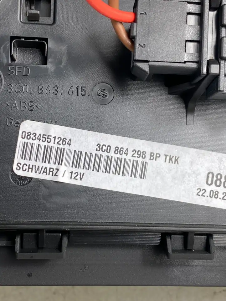 Volkswagen PASSAT CC (2008 - 2012) 3C0864298BP Задний воздушный дефлектор — фото 5