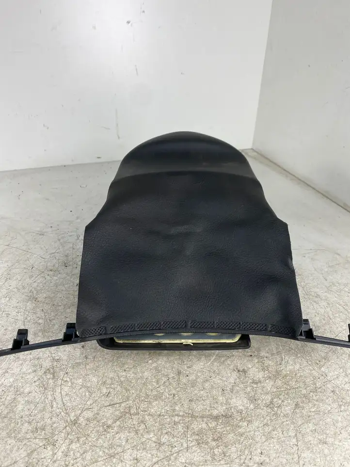 Volkswagen PASSAT B8 (2015 - ) 3G0858566B Обшивка рулевой колонки — фото 5
