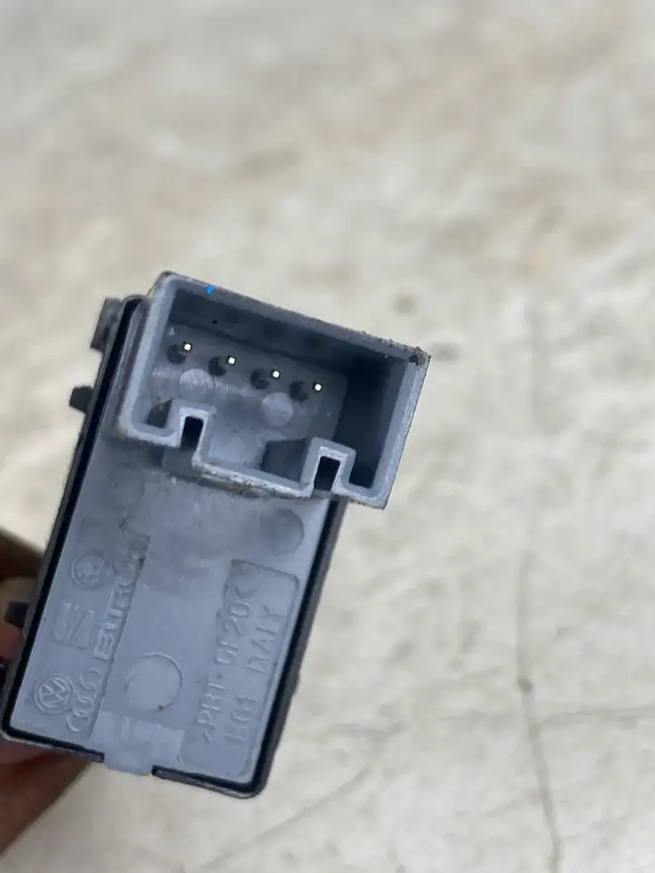Seat Leon (1P) (2005 - 2012) 7L6959855B Кнопка стеклоподъемников — фото 3