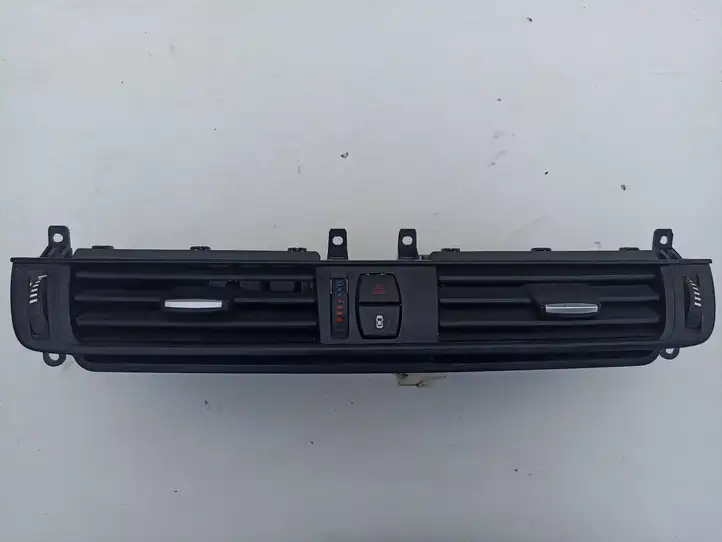 BMW X5 F15 (2013 - 2017) 9253115 Центральный воздушный дефлектор — фото 2