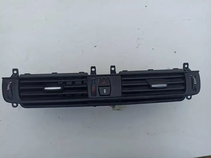 BMW X5 F15 (2013 - 2017) 9253115 Центральный воздушный дефлектор — фото 3