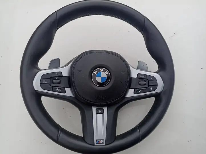 BMW 5 G30 G31 (2016 - ) Руль — фото 2