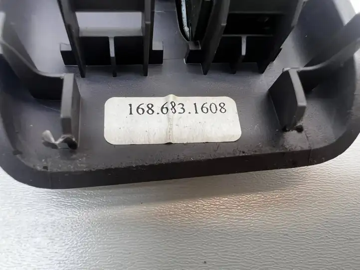 Mercedes-Benz A W168 (1997 - 2004) 1686831608 Накладка кнопки стеклоподъемника — фото 4