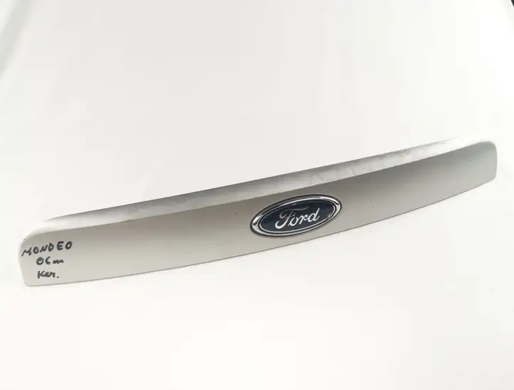 Ford Mondeo Mk III (2000 - 2007) 1S71N43400 Подсветка номера — фото 1