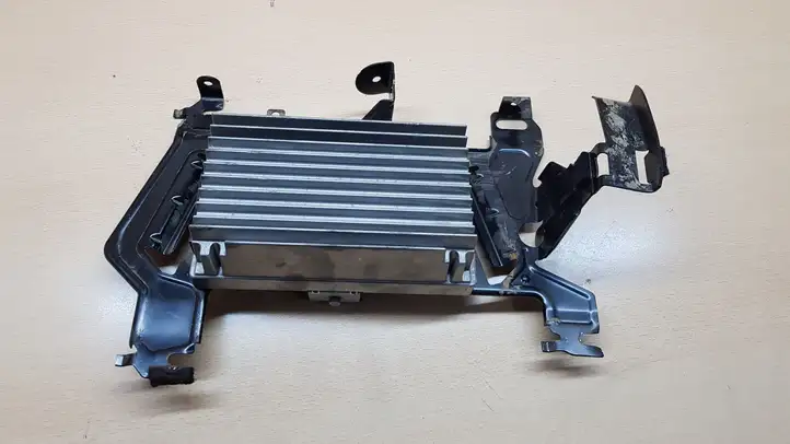 BMW 3 F30 F35 F31 (2012 - 2018) 9316974 Усилитель звука — фото 1