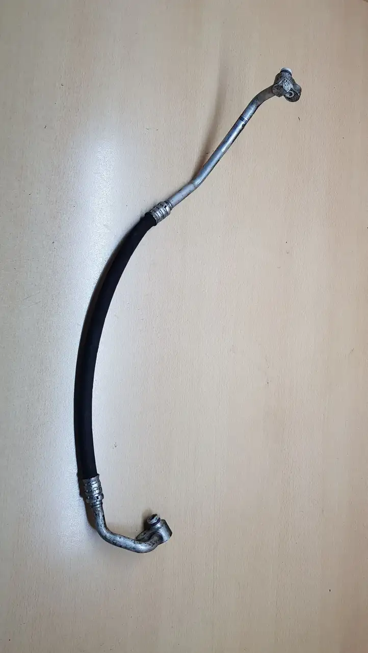 BMW 3 F30 F35 F31 (2012 - 2018) 9212082 Трубки и шланги кондиционера — фото 2