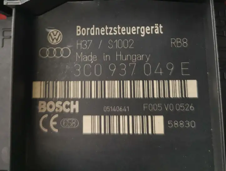 Volkswagen Touran I (2003 - 2010) 3C0937049E Модуль комфорта — фото 2