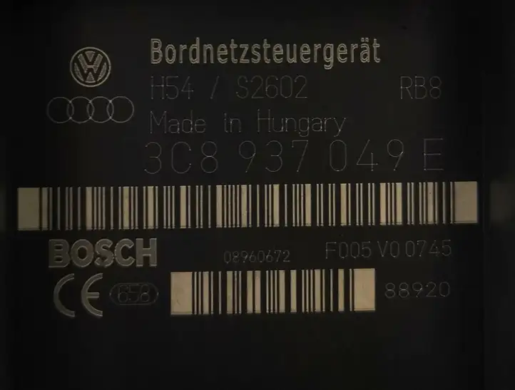 Volkswagen PASSAT B6 (2005 - 2010) 3C8937049E Модуль комфорта — фото 2