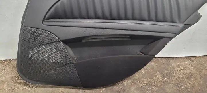 Mercedes-Benz E W211 (2002 - 2009) A2117308896 Обшивка задней двери — фото 2