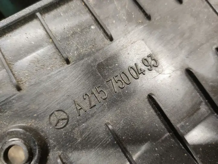 Mercedes-Benz CL C215 (2000 - 2006) A2157500493 Комплект обшивки крышки багажника — фото 3