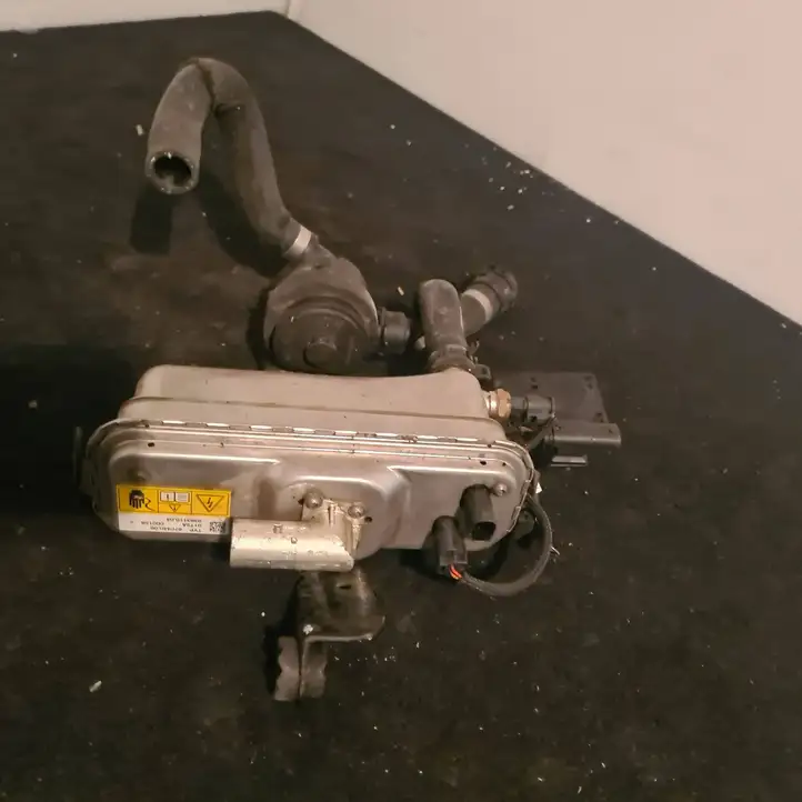 BMW 3 F30 F35 F31 (2012 - 2018) 9363110 Кронштейн переднего бампера — фото 1
