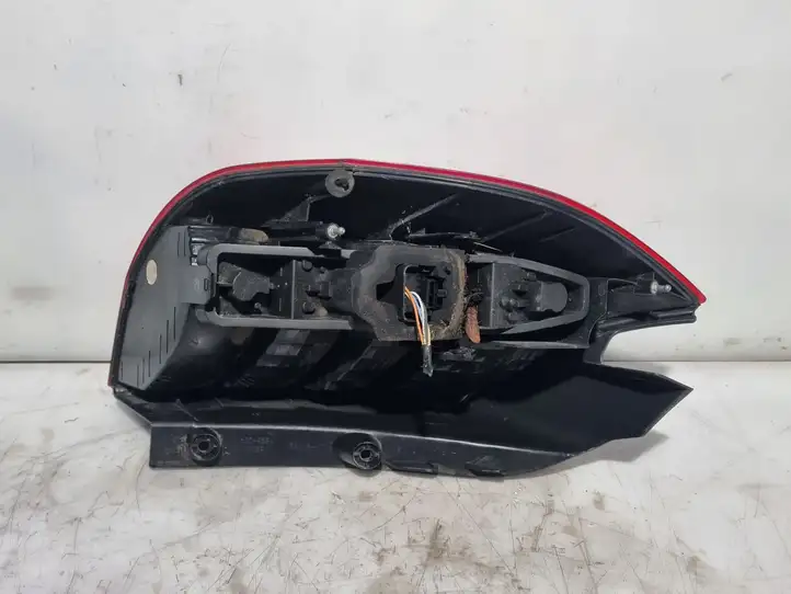 Renault Scenic II - Grand scenic II (2003 - 2006) 8200493375H Задний фонарь в кузове — фото 3