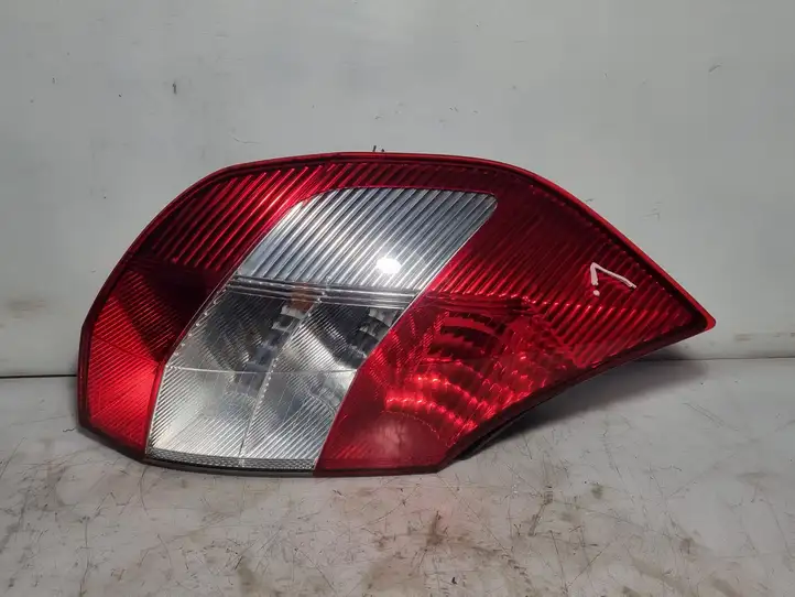 Renault Scenic II - Grand scenic II (2003 - 2006) 8200493374H Задний фонарь в кузове — фото 1