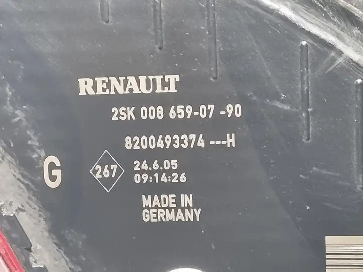 Renault Scenic II - Grand scenic II (2003 - 2006) 8200493374H Задний фонарь в кузове — фото 2
