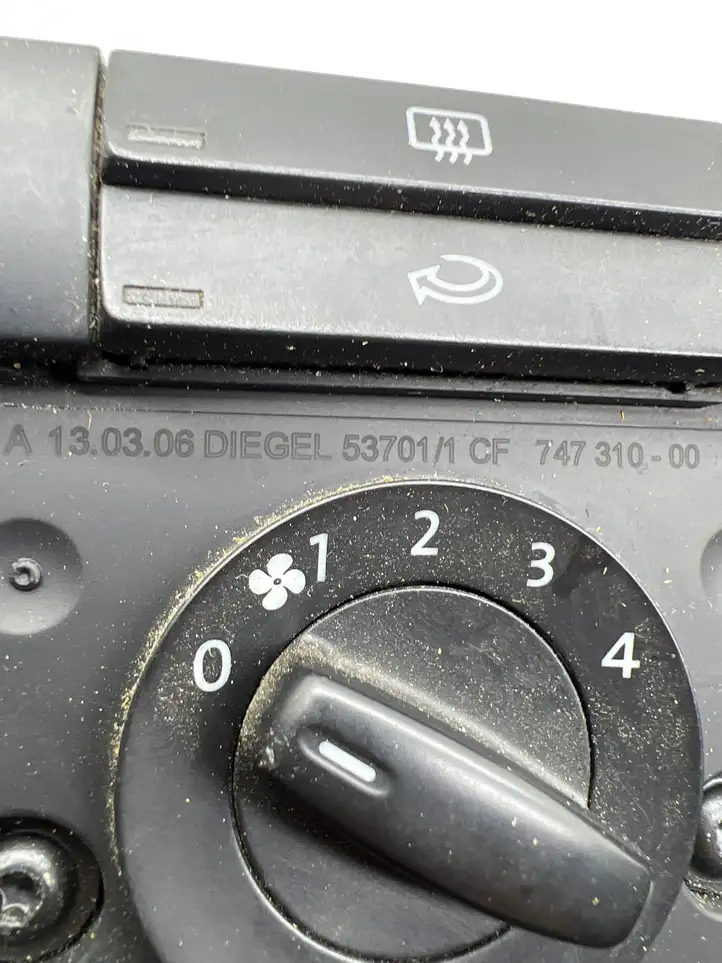 Volkswagen Caddy (2004 - 2010) 74731000 Блок управления климат-контролем — фото 2