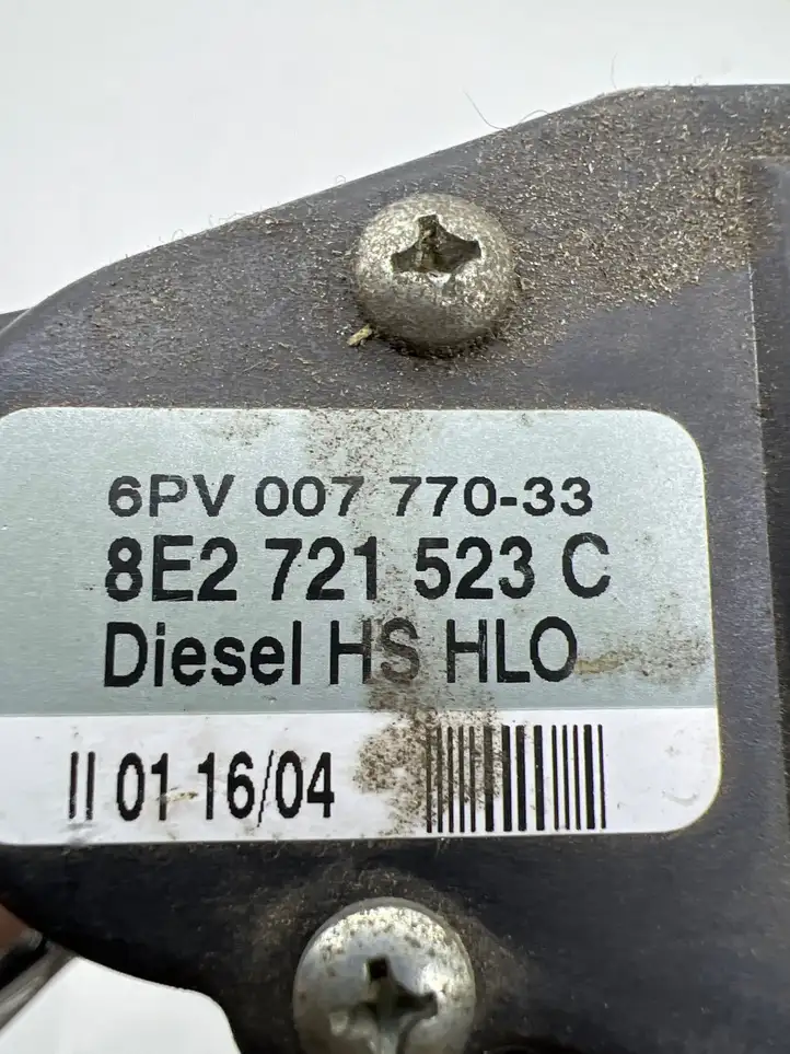 Volkswagen PASSAT B5.5 (2001 - 2005) 8E2721523C Педаль акселератора — фото 2