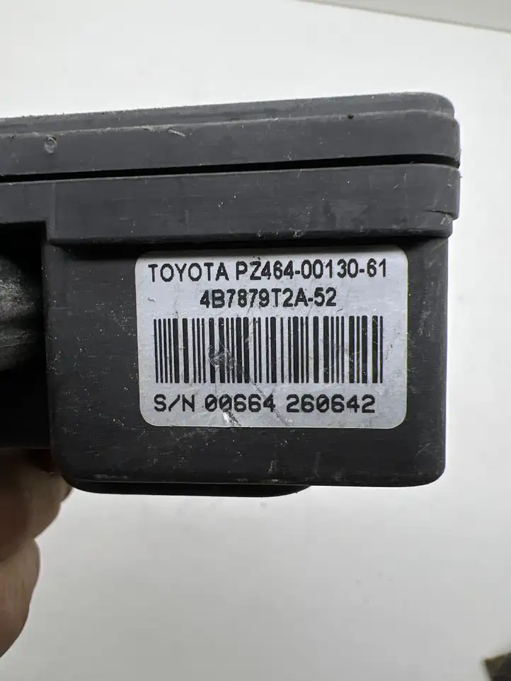 Toyota Auris 150 (2006 - 2012) PZ4640013061 Сирена сигнализации — фото 2