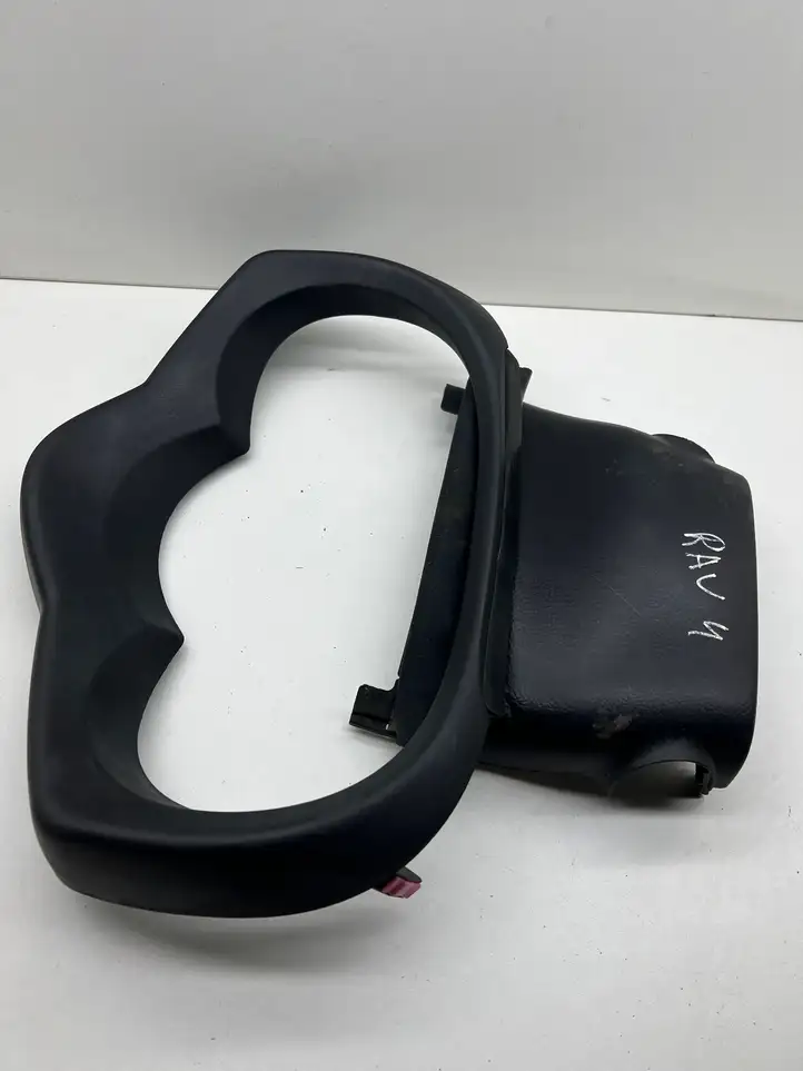 Toyota RAV 4 (XA30) (2006 - 2016) 4528628370 Обшивка рулевой колонки — фото 4