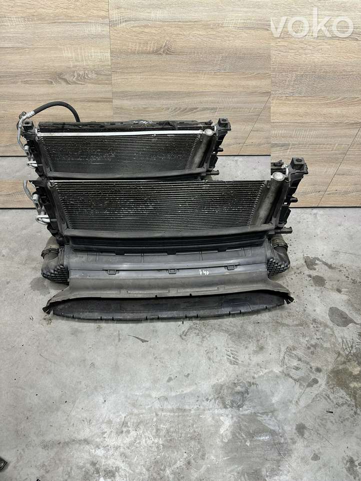 Volvo V40 (2012 - 2016)  31319166 Комплект радиаторов
