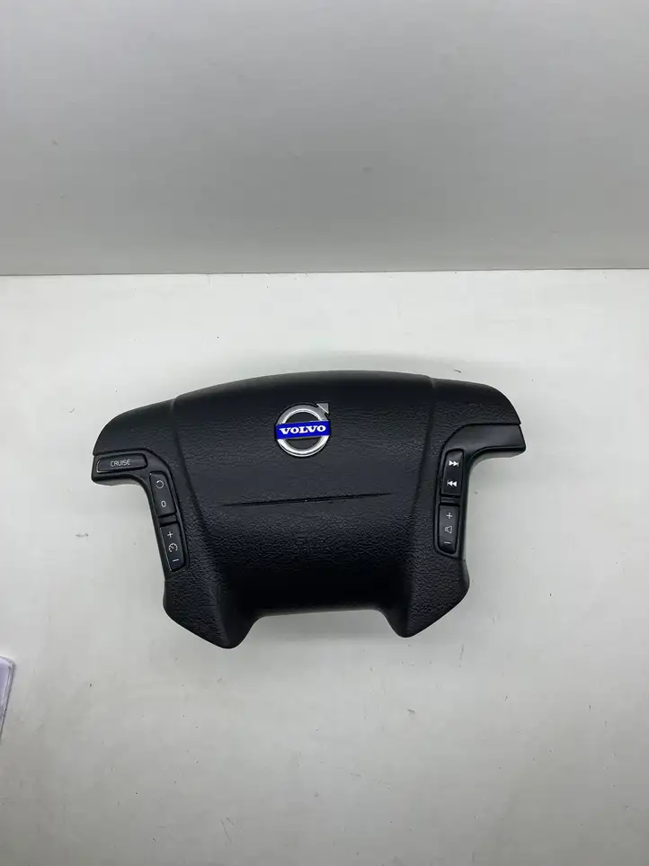 Volvo V70 (2004 - 2007) 30754313 Подушка безопасности руля — фото 1