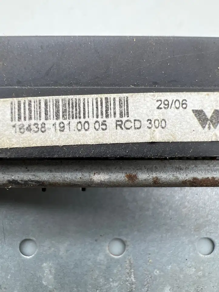 Volkswagen Caddy (2004 - 2010) VWZ2Z2F2033471 Магнитола / мультимедийная система — фото 2