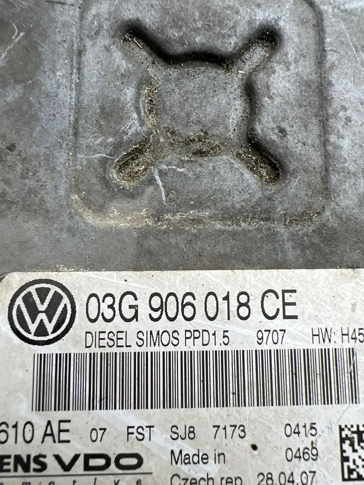 Volkswagen PASSAT B6 (2005 - 2010) 03G906018CE Блок управления двигателем (ЭБУ) — фото 2