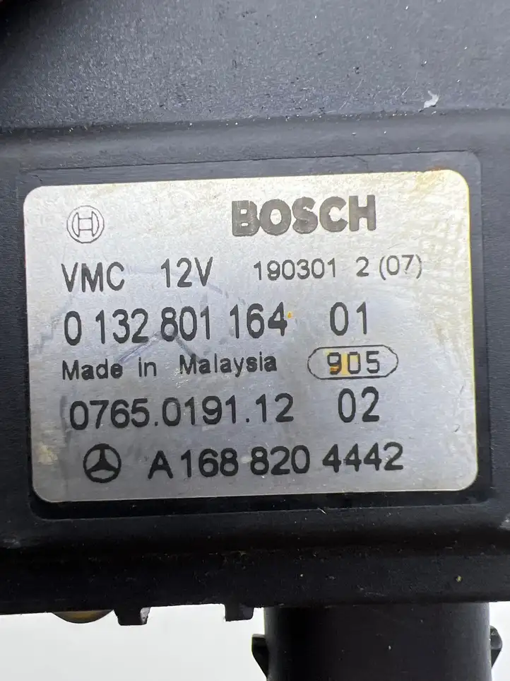 Mercedes-Benz A W168 (1997 - 2004) A1688204442 Двигатель задвижки потока воздуха — фото 2