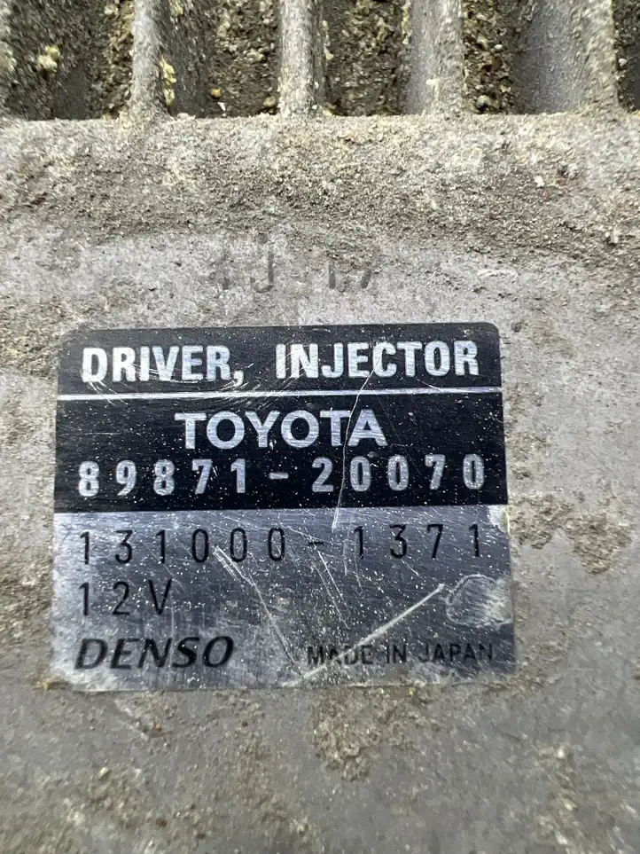 Toyota Avensis T250 (2006 - 2009) 8987120070 Блок управления форсунками — фото 2