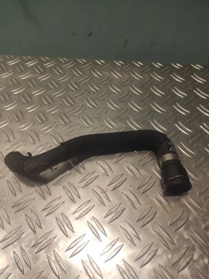 Audi A5 8T 8F (2011 - 2016) 8K0121049AF Шланги системы охлаждения — фото 1