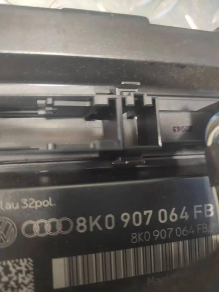 Audi A5 8T 8F (2011 - 2016) 8K0907064FB Модуль комфорта — фото 2