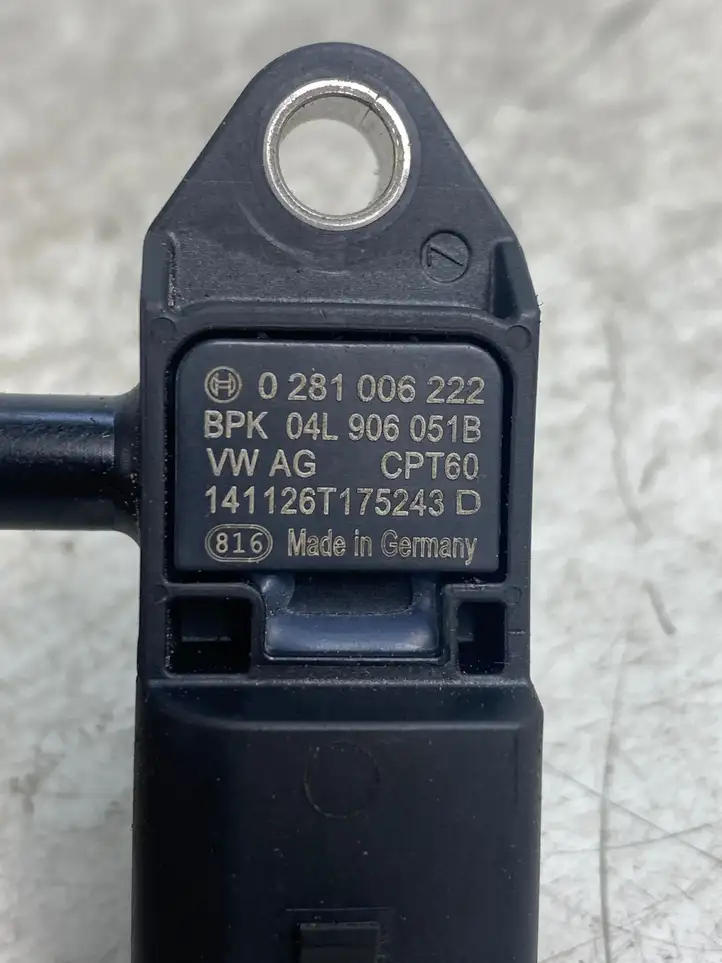 Seat Leon (5F) (2012 - 2019) 04L906051B Датчик давления выхлопных газов — фото 3