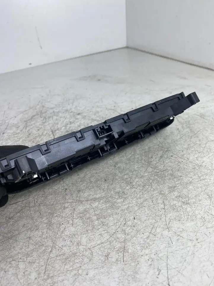 Audi A4 S4 B9 (2015 - 2019) 8W0925301 Блок кнопок на панели — фото 4