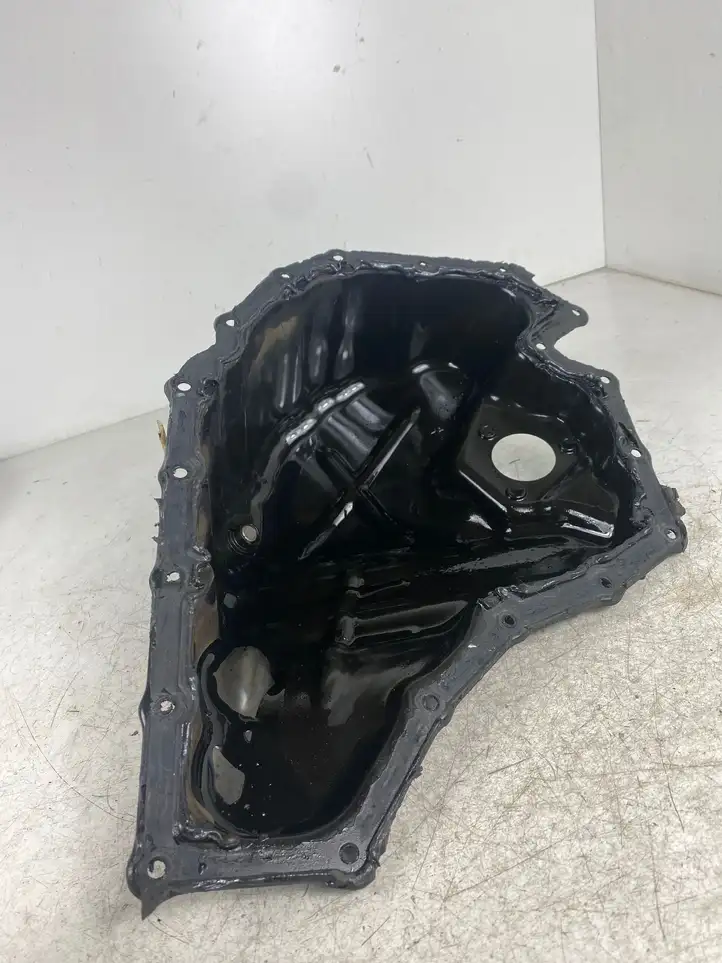 Audi A4 S4 B8 8K (2011 - 2015) 06H103600AA Картер двигателя — фото 3