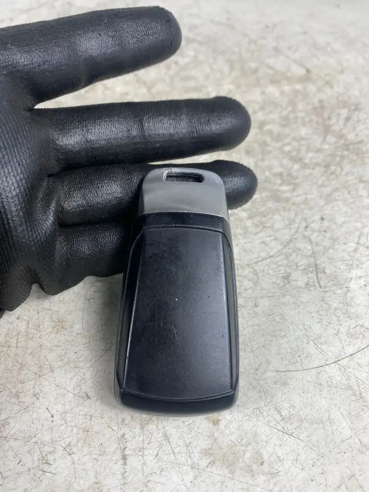 Audi A4 S4 B9 (2015 - 2019) 4M0959754T Ключ зажигания — фото 2