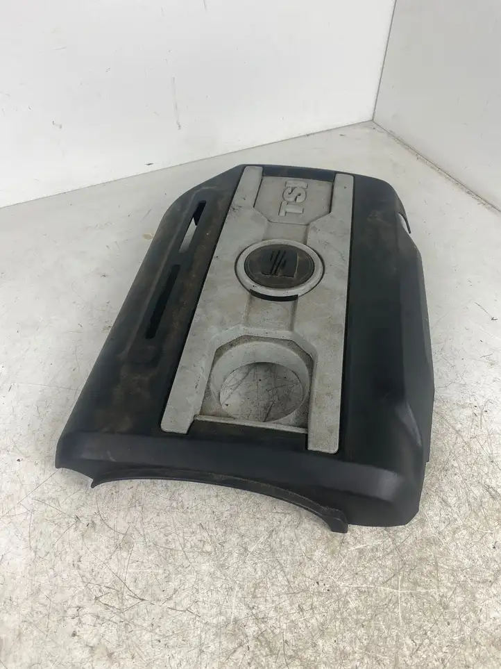 Seat Altea XL (2004 - 2015) 06J103925J Крышка двигателя декоративная — фото 2