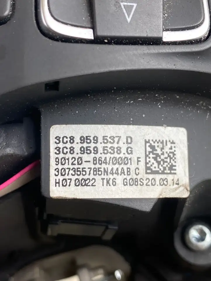 Volkswagen Sharan (2010 - 2015) 3C8959537D Кнопки на рулевом колесе — фото 2