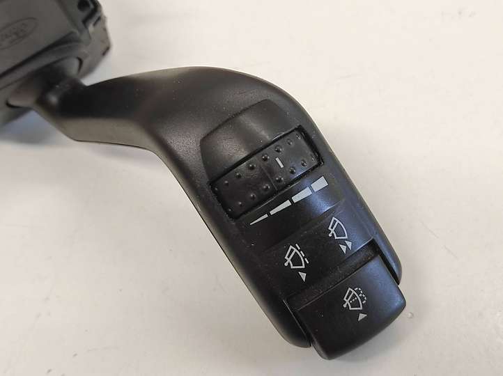 Peugeot 407 (2004 - 2011)  17D940 Ручка стеклоочистителей