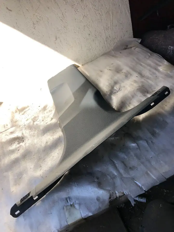 Audi A4 S4 B9 8W (2019 - ) 8w0867240a Нижняя обшивка стойки B — фото 1