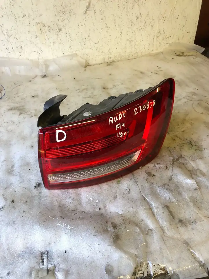 Audi A4 S4 B9 8W (2019 - ) 8w9945070 Задний фонарь в кузове — фото 1
