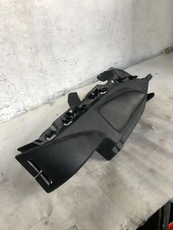 BMW 1 F20 F21 (2011 - 2019) 15054410 Прочая отделка багажника — фото 2