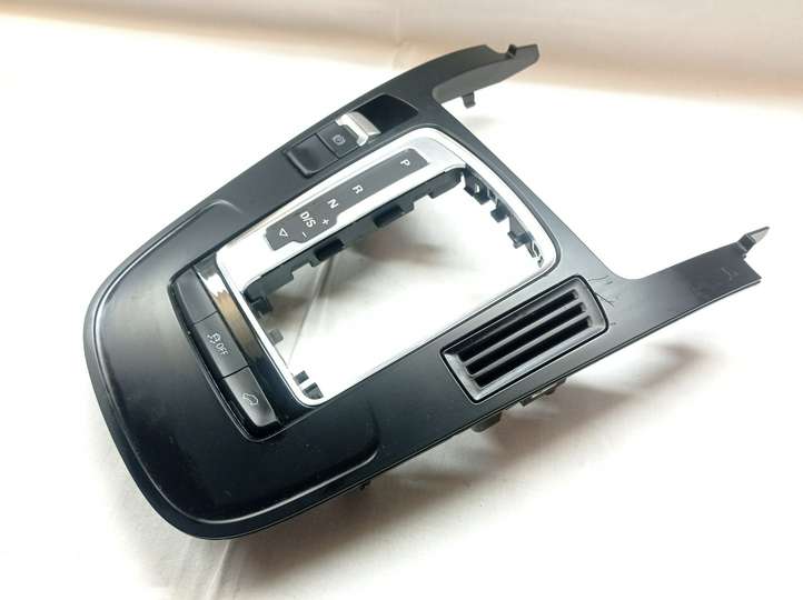 Audi Q5 (2008 - 2012)  8K0864261D Рамка рычага переключения передач