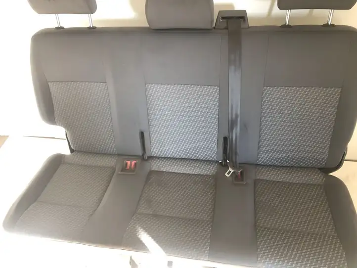 Volkswagen Transporter - Caravelle T5 (2009 - 2015) 7H0881321C Заднее сиденье — фото 3