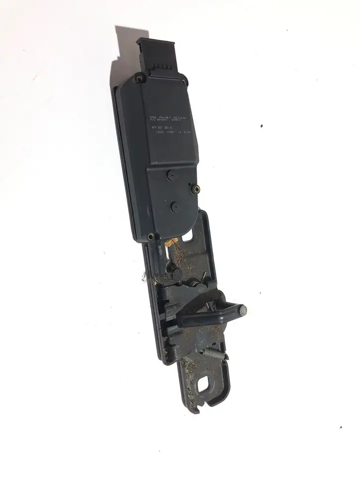 Audi Q5 SQ5 (2008 - 2012) 4F9827383E Доводчик крышки багажника — фото 1