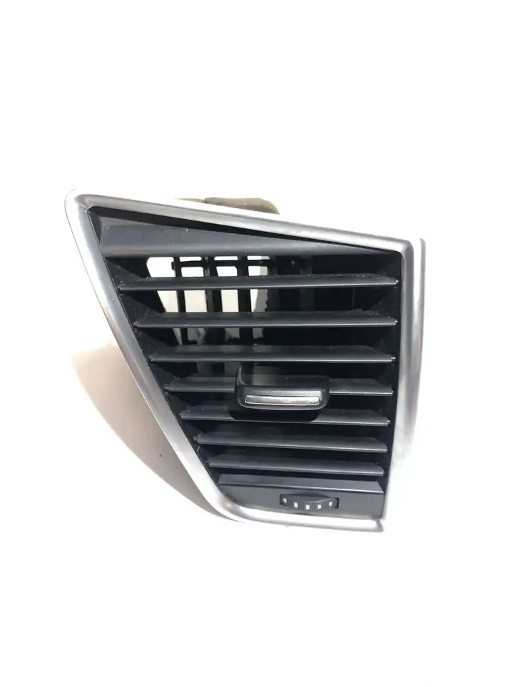 Audi Q5 SQ5 (2008 - 2012) 8R2820902B Боковой воздушный дефлектор — фото 1