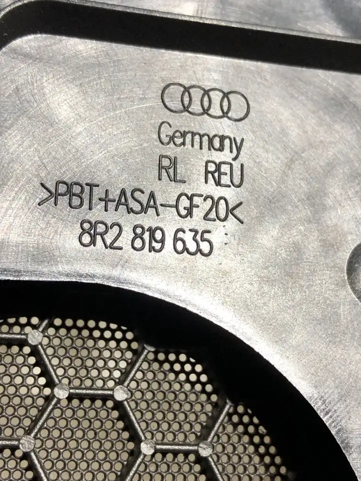 Audi Q5 SQ5 (2008 - 2012) 8R2819635 Центральная отделка панели приборов — фото 3